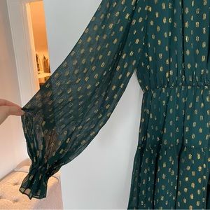 o.p.t. Green mini dress with gold pattern. Mock neck size small.